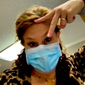 Meet your Posher, Shelly